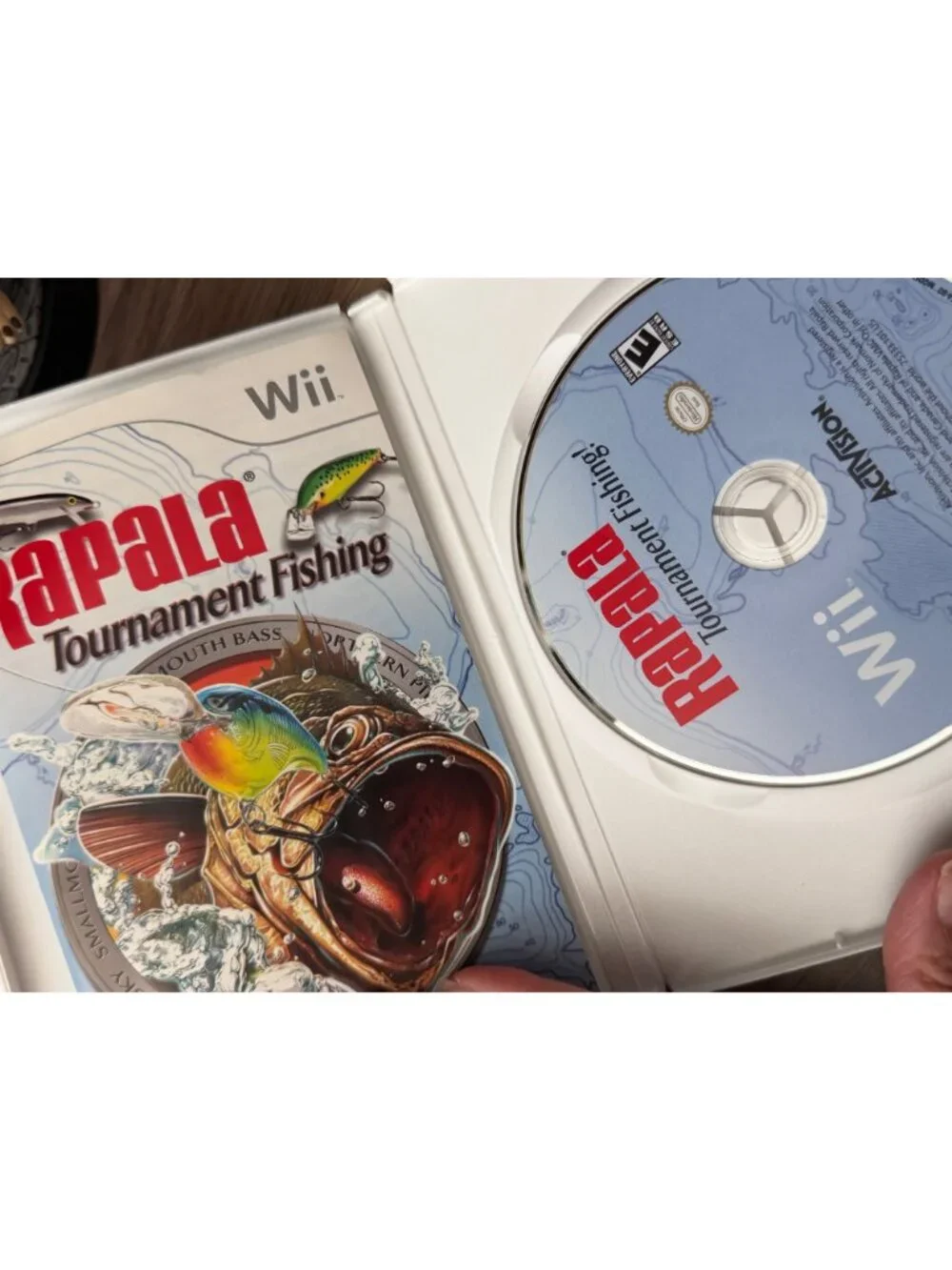 Wii 2 Game Lot Bundle: Tom Clancy's Ghost Recon & Rapala Tournament Fishing CIB